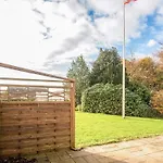 Nyaraló 4 Star In Højer
