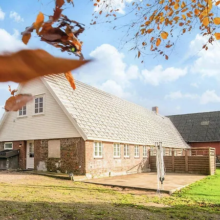 4 Star In Hojer Holiday home *