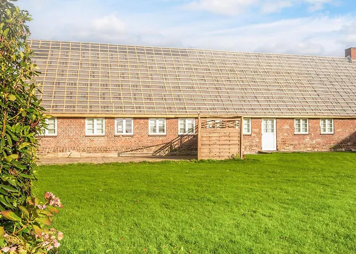 4 Star In Holiday home *