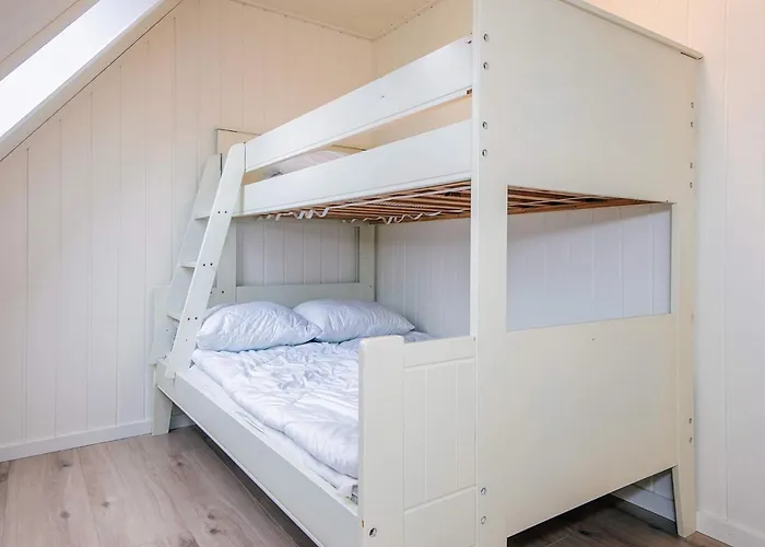 4 Star In Holiday home